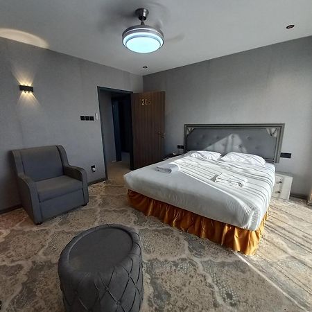 Sur Hotel Exterior photo
